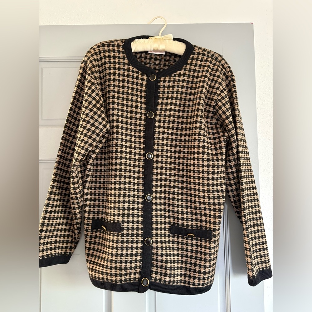 Pendleton Woolen Mills Label with Black and Brown Houndstooth